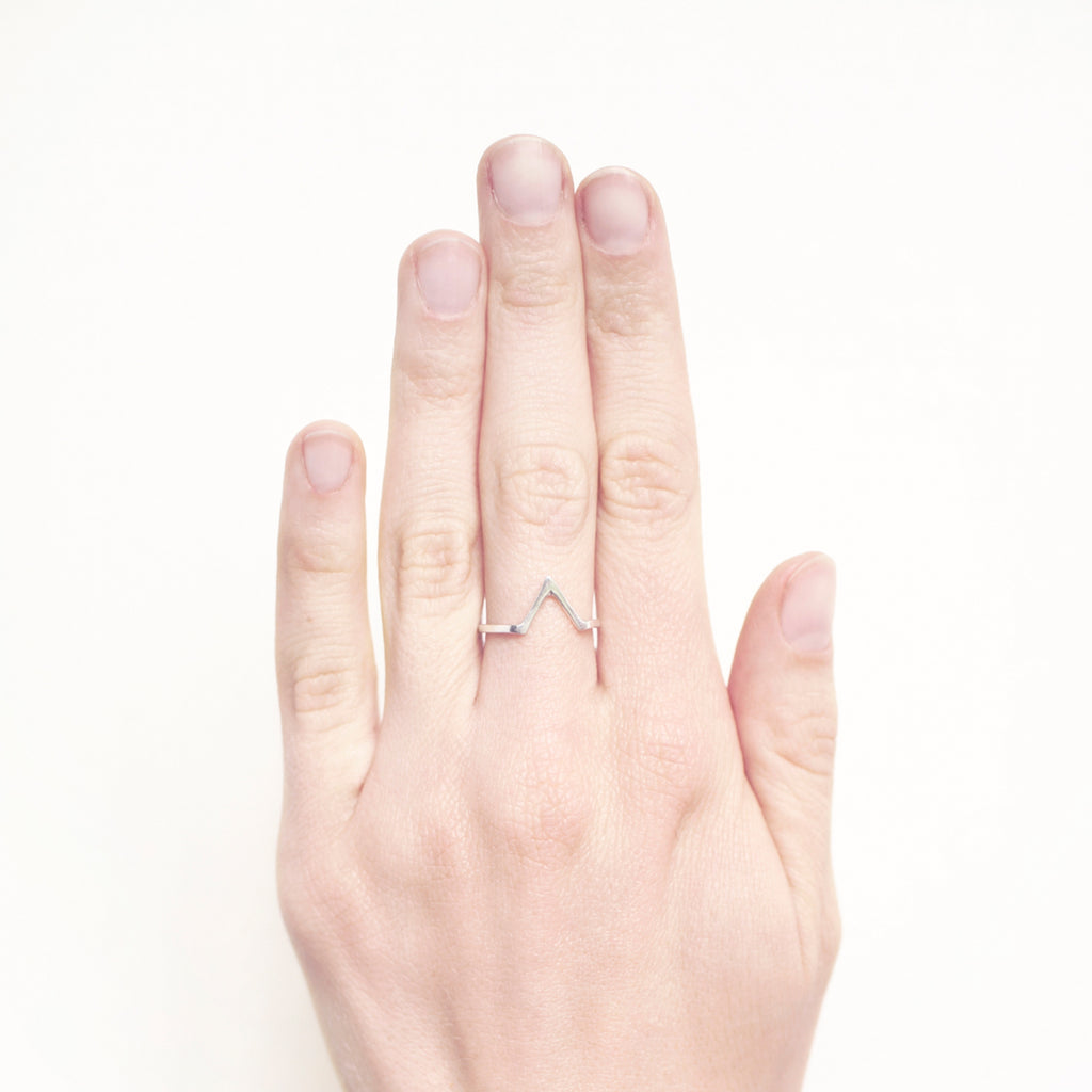 Keepers - Delicate Silver Arrow Ring